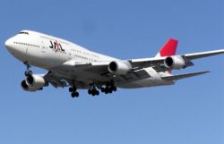 Jal.747.newcolours.arp.750pix.jpg