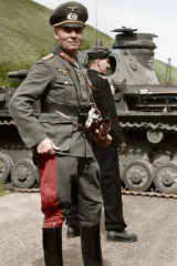 Erwin-rommel-commander-7.panzer-division-france-1940.png
